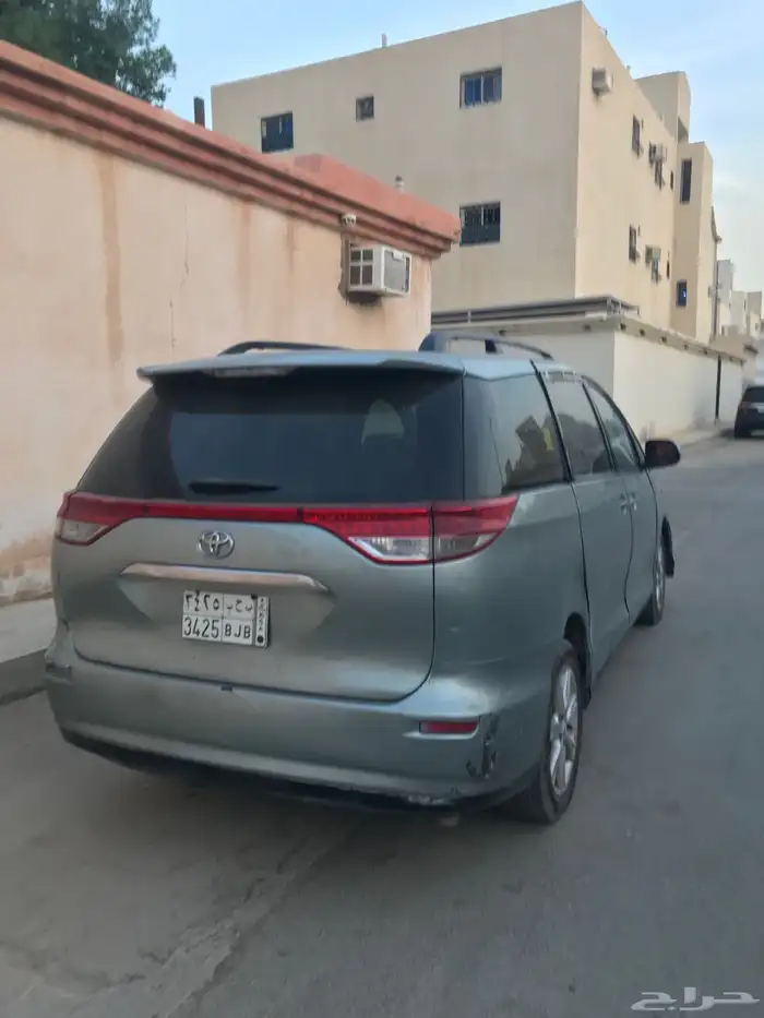 سيارة تويوتا بريفيا عائلية 5