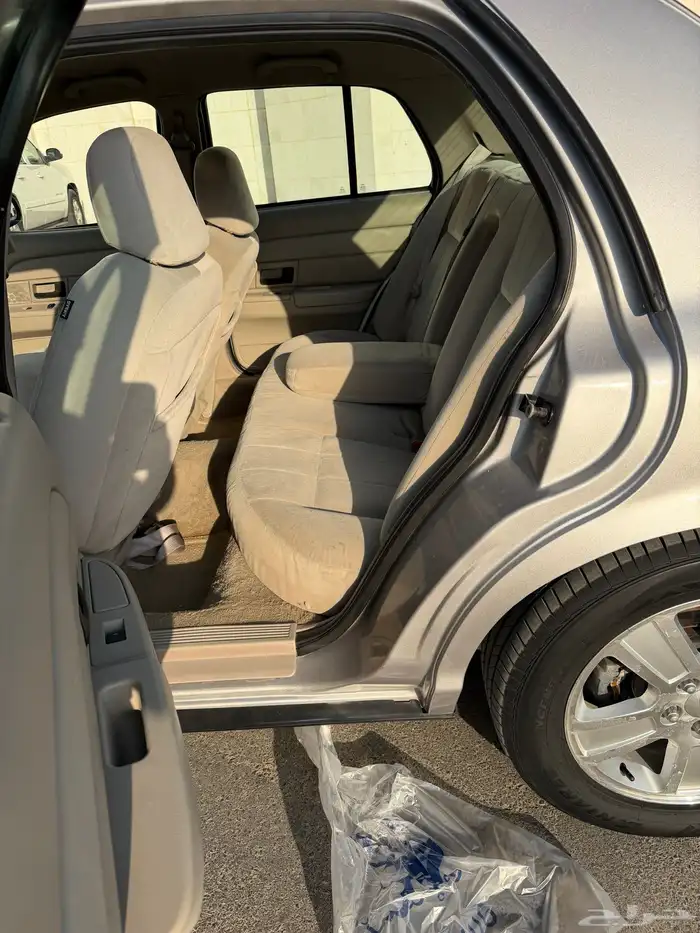 فورد كراون فكتوريا (وكالة) 17