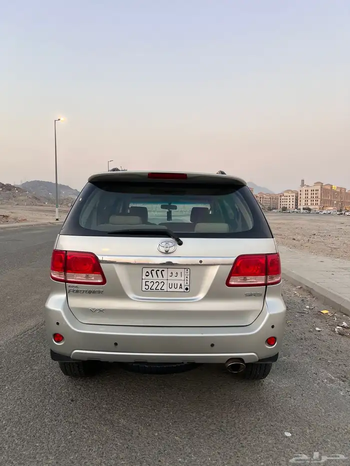 للبيع فورتشنر 2007 4