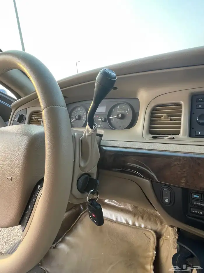 جراند ماركيز 2011 LS 40