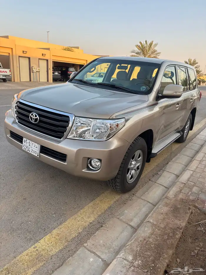 جيب جي اكس 6سلنذراوتماتيك مكيف ونص بدون ثلاجه 1