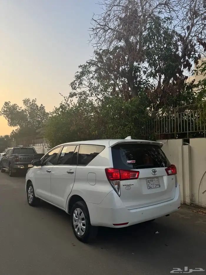 تويوتا انوفا 2023 ديزل للبيع 2