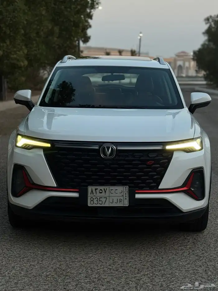 تشانجان CS 35 بلس 2023 فل كامل للبيع 6