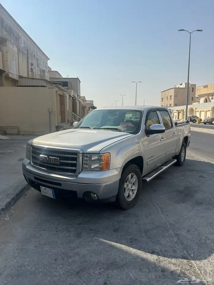 للبيع جمس سييرا 2013 غمارتين 0