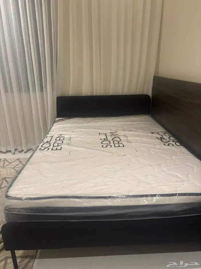 سرير نفر ونص جديد من ايكيا 0