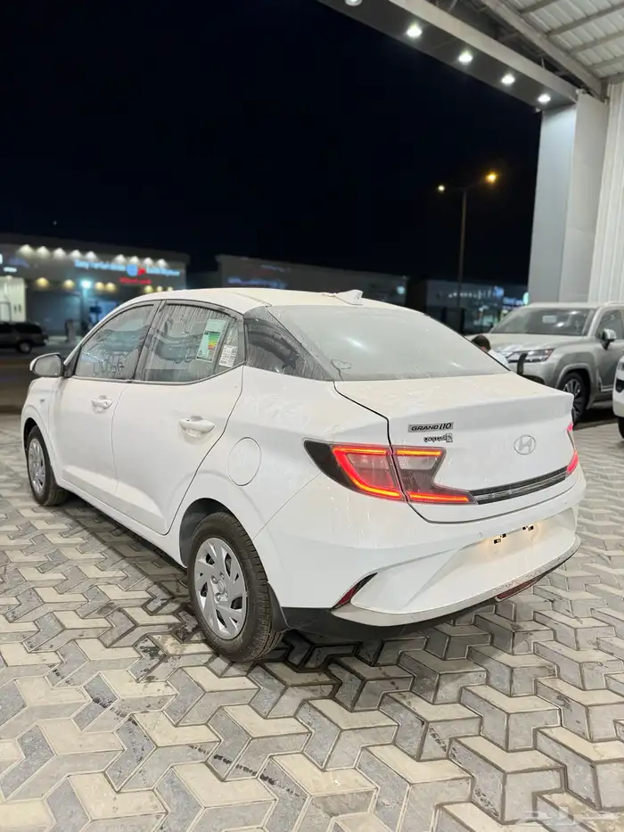 هونداي i10 اصفار 2026 اقل سعر متوفر الابيض والفيراني 4