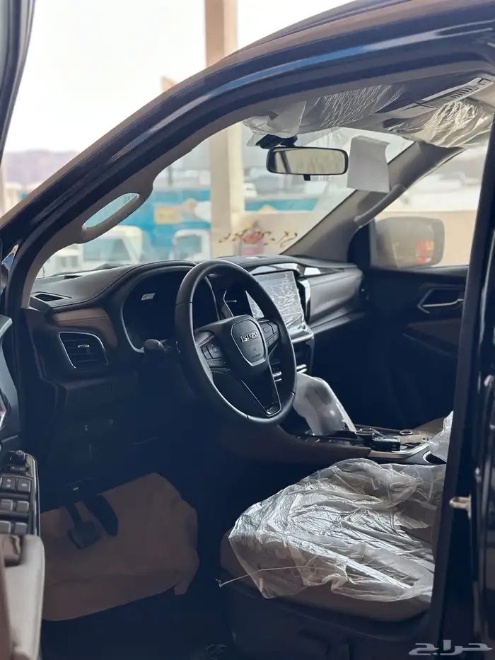 جيب ايسوزو MUX - فل كامل دبل- 2025 10