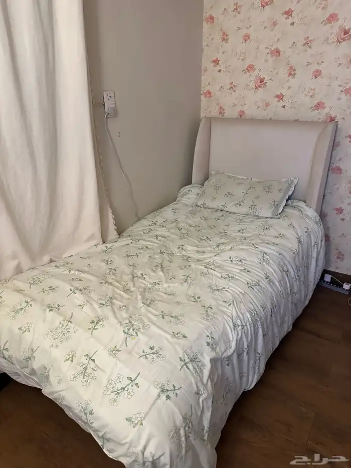 غرفة نوم كامله مستعمله شبه جديده 7