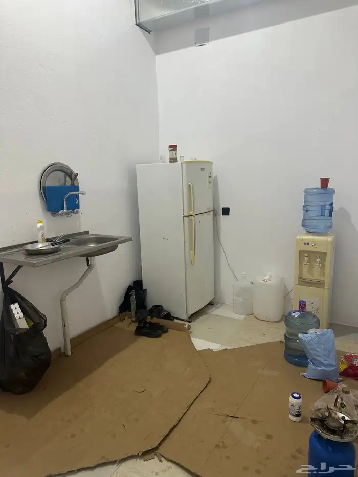 مطعم سحابي لتقبيل للبيع شغال 9