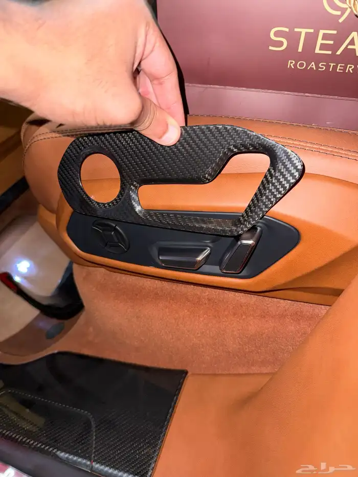 قطعتين كاربون مقاعد اماميه اوروس 2019-2024 3