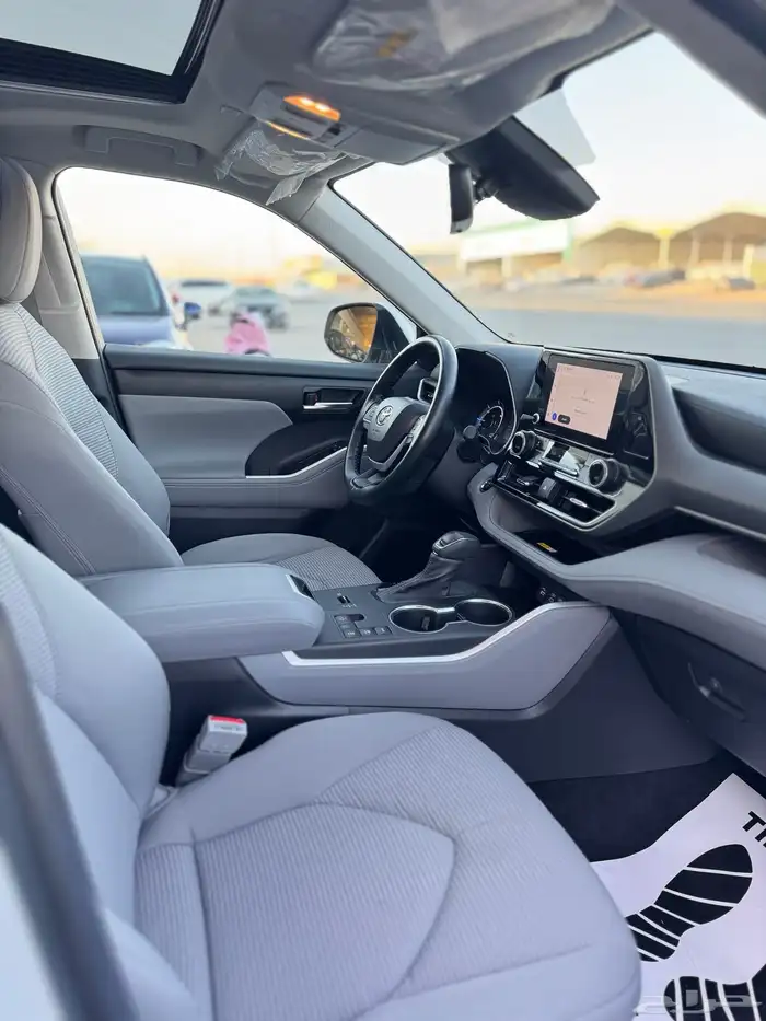 للبيع تويوتا هايلاندر 2023 نص فل - هايبرد - بحالة الوكاله 19