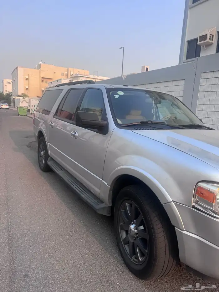 سيارة فورد اكسبديش 1