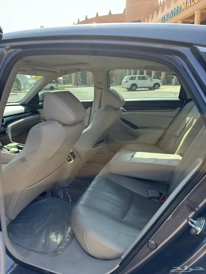 هوندا اكورد 9