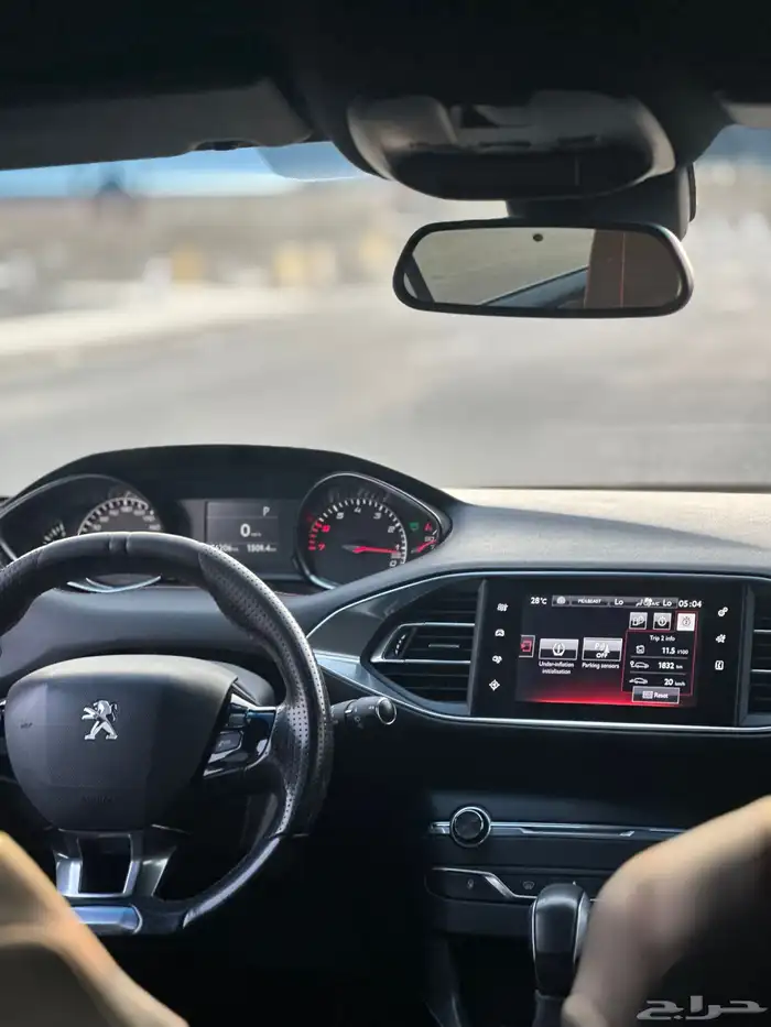 بيجو فئة رياضية للبيع او بدل 13