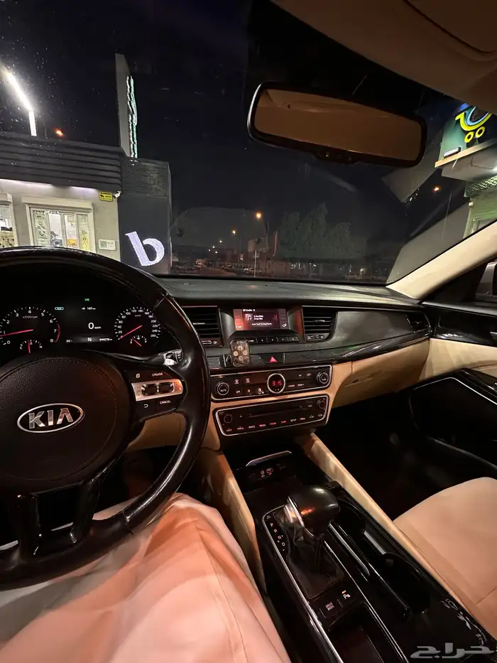 كيا كادينزا 2018 نظيفة 13
