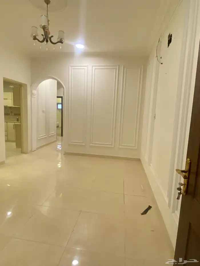 شقة عوايل للإيجار حي المنار مدخل مستقل 25 الف 1