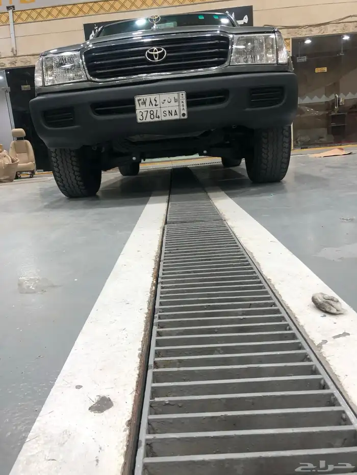 تايوتا لاندكروزر 1999 فل كامل 3
