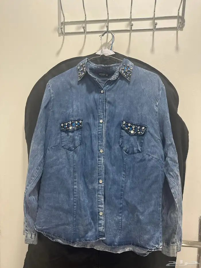 بلوزة جنس وجاكيت 0