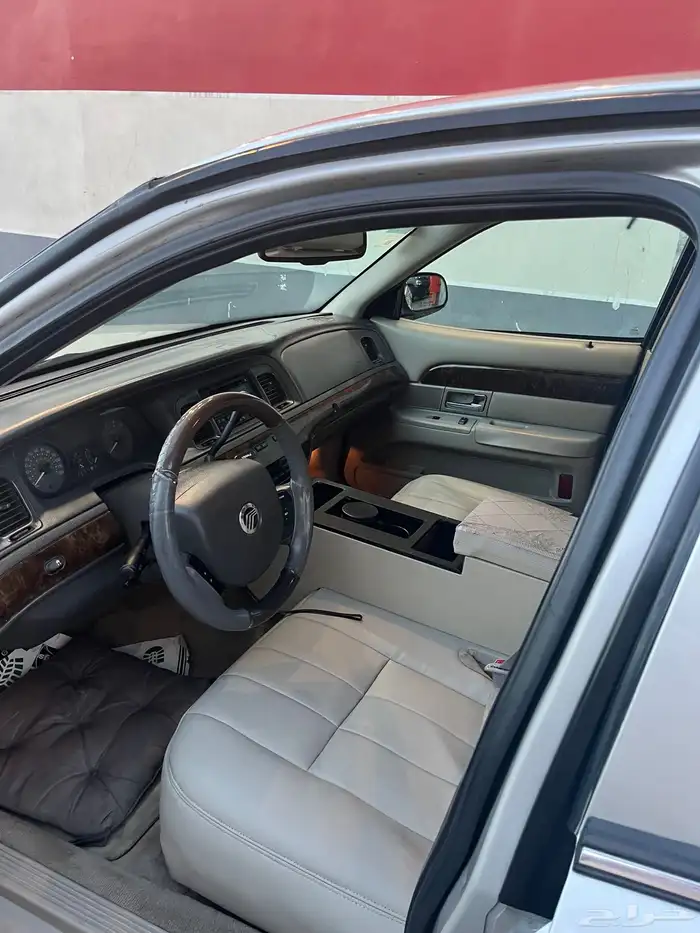 فورد قراند ماركيز 2011 5