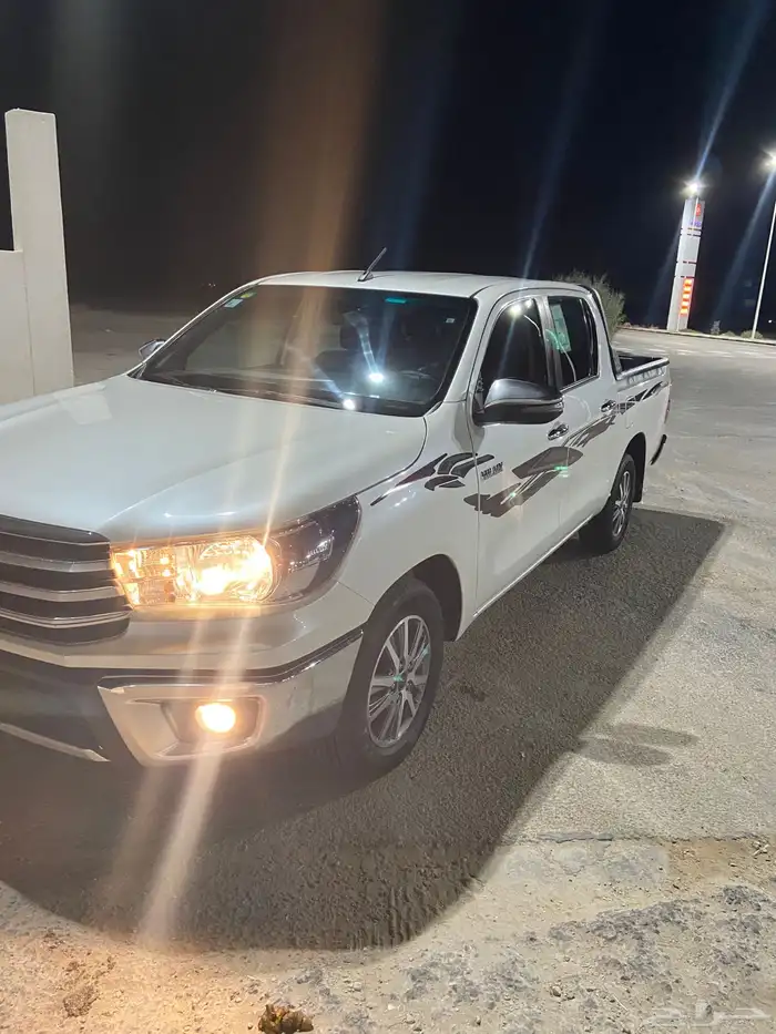 هايلكس 2021 نظيف جدا سعودي فل كامل 4