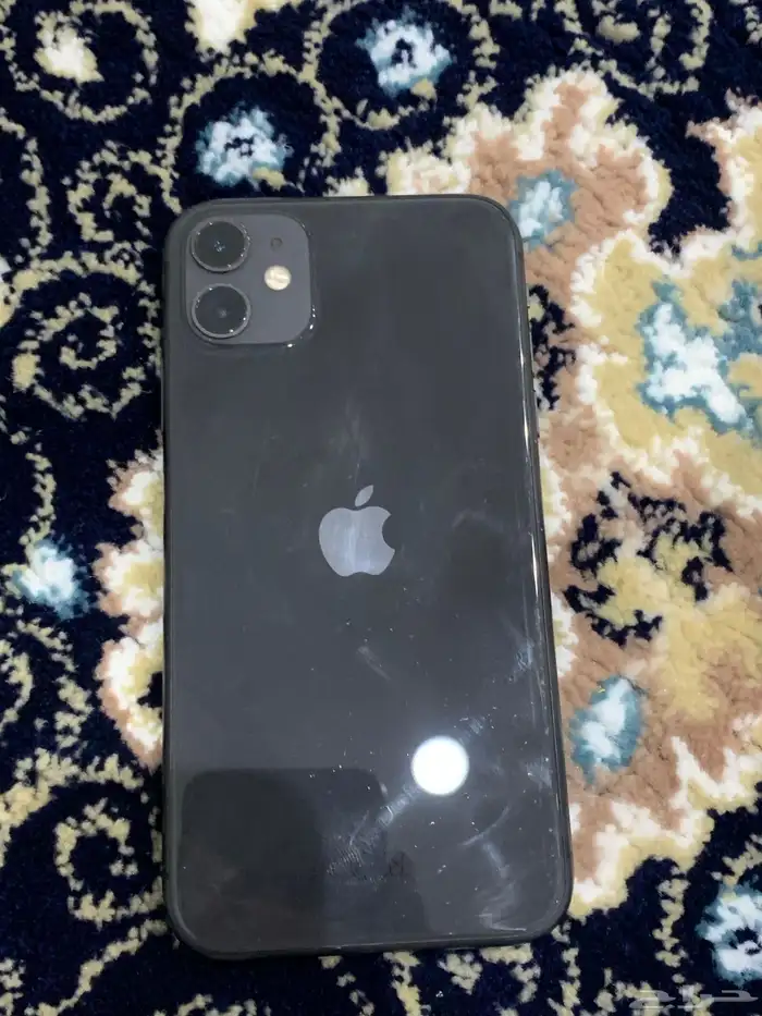 ايفون 11 العادي 0