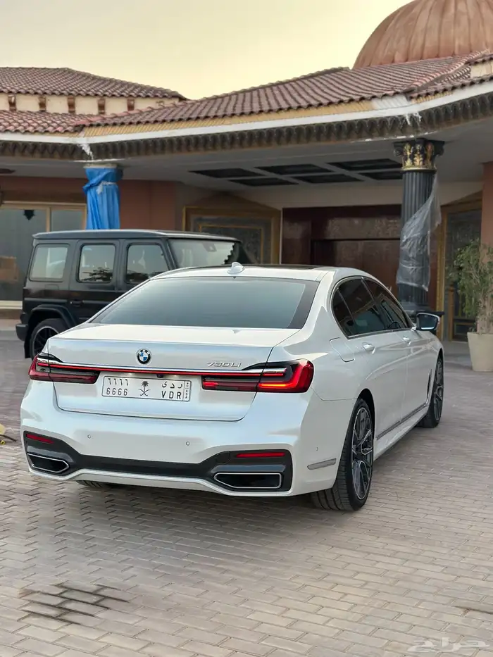 بي ام دبليو 2020-730Liكت ام فل كامل 2