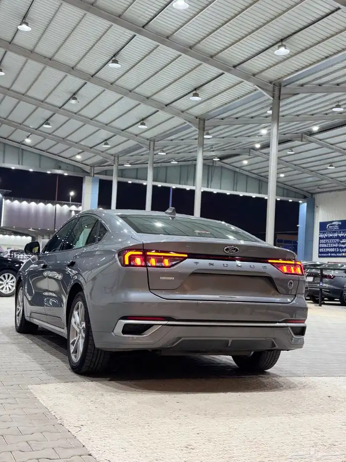 فورد تورس ترند 2023 وكاله 4