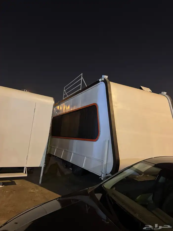 فود تراك جديد. 6 متر 1