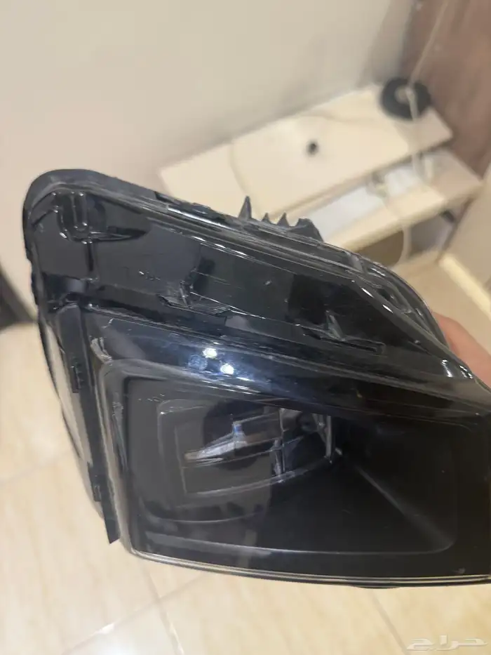 ليد امامي يسار وشمعة نور امامي يسار 4