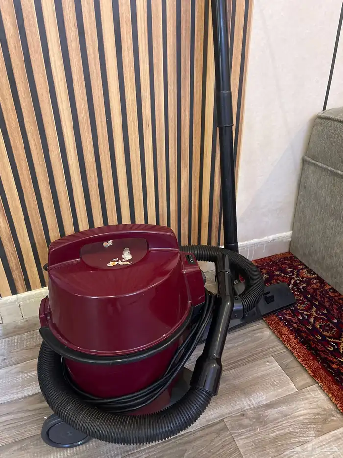 سرير نفر   مكنسه   طاولة قهوه 3