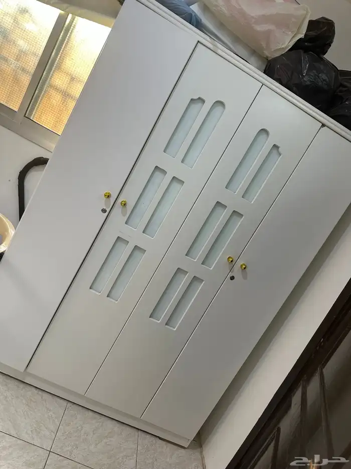 دولاب درفتين نظيف جدا   كرفاية للبيع لزبون الجاد 0