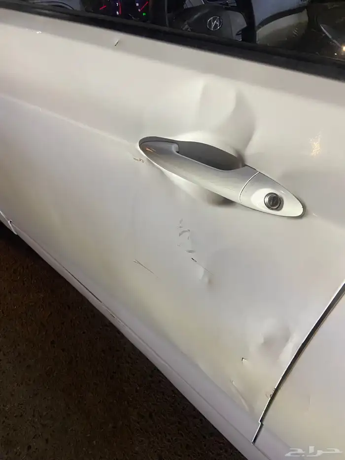 اكسنت 2015 ابيض للبيع 16