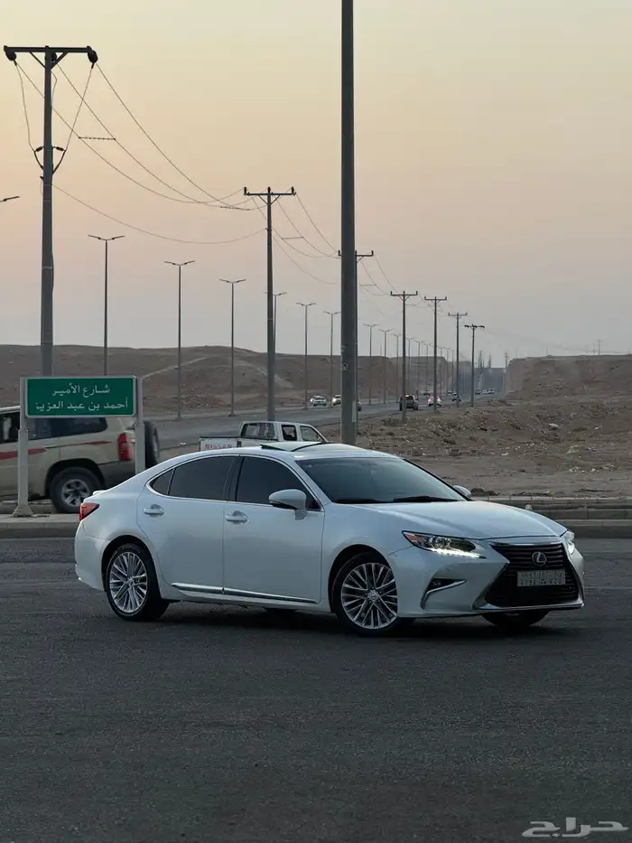 لكزس ES350 2014 1