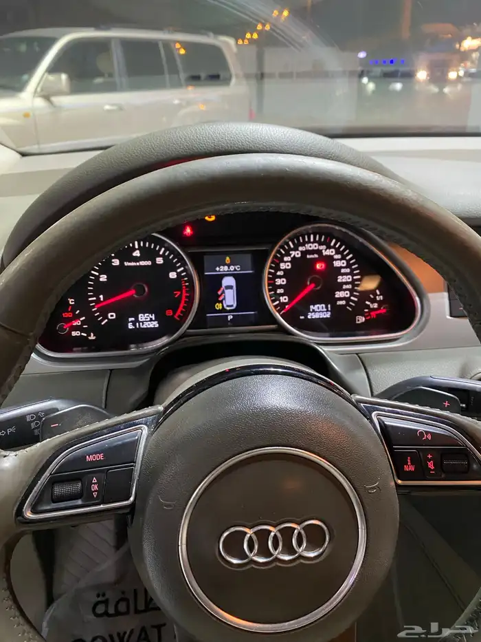 اودي Q7 1