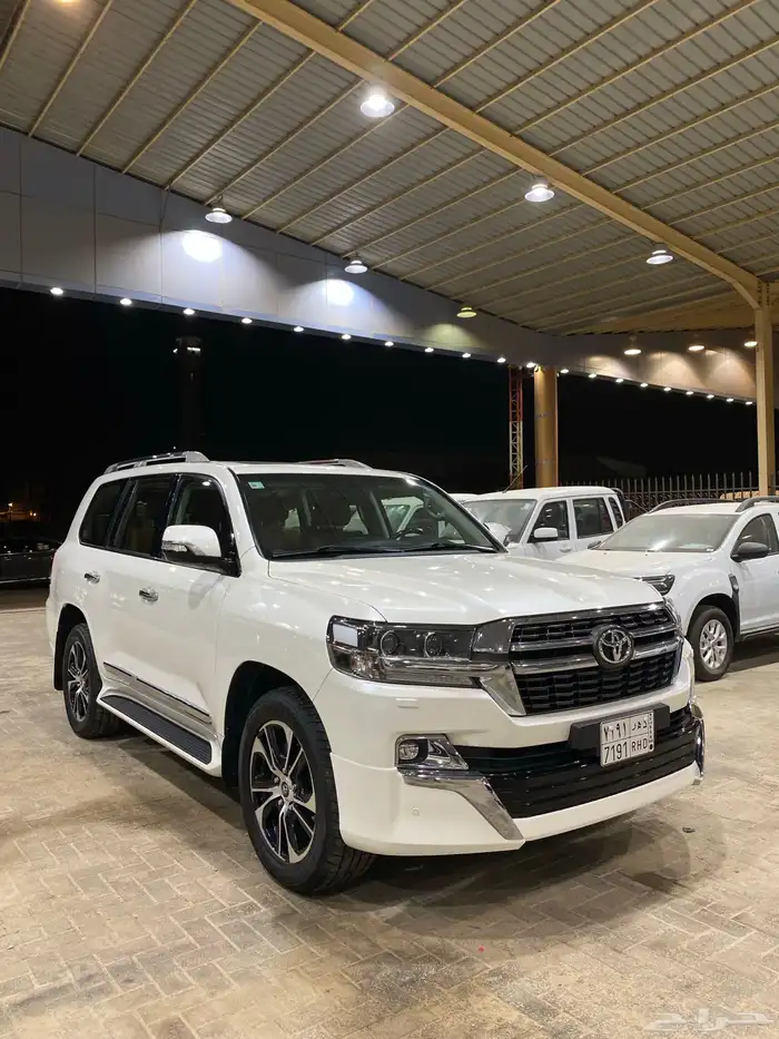 للبيع جيب جي اكس ار 2021 تورينق عبداللطيف عداد 142 الف 4