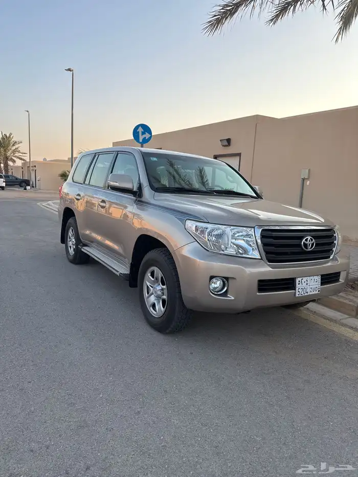 جيب جي اكس 6سلنذراوتماتيك مكيف ونص بدون ثلاجه 2