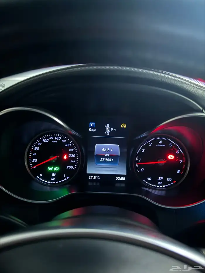 للبيع مرسيدس c200 فل كامل 2015 13