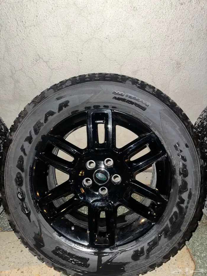 جنوط وكفرات ديفندر 4