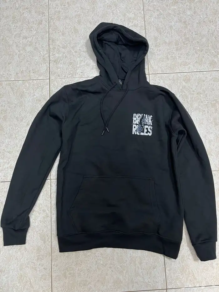 ملابس مستعملة للبيع 3