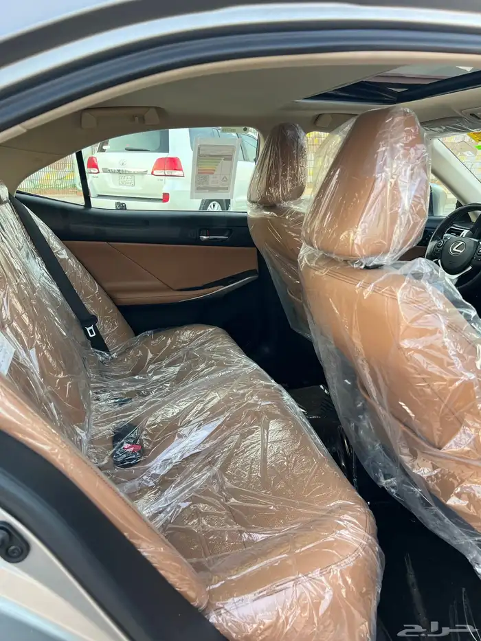 لكزس IS350 2015 6