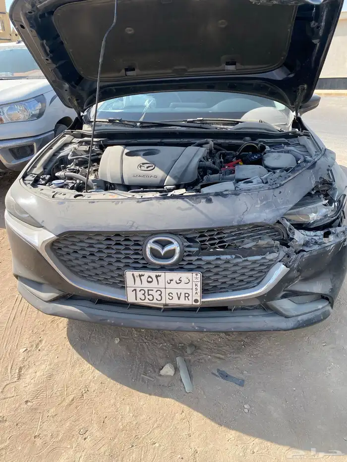 مازدا 3 2025مصدومه للبيع 1