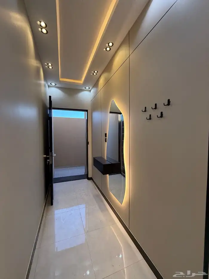 للبيع ارواف علويه 9 غرف وشقق ارضيه ببايكة سيارة درة الموسي 11