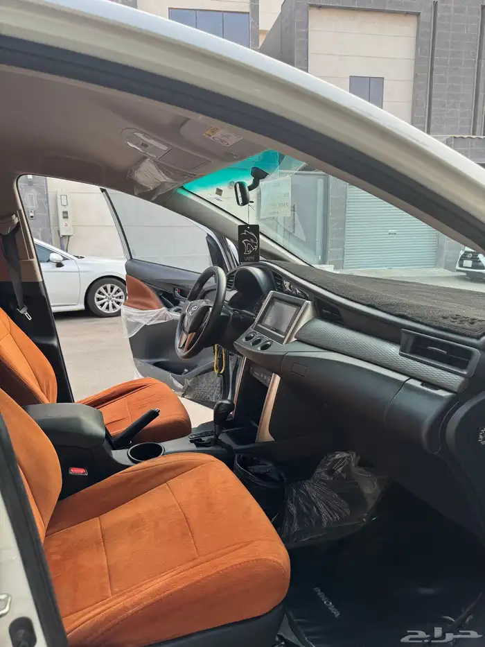 تويوتا انوفا 2023 ديزل للبيع 8