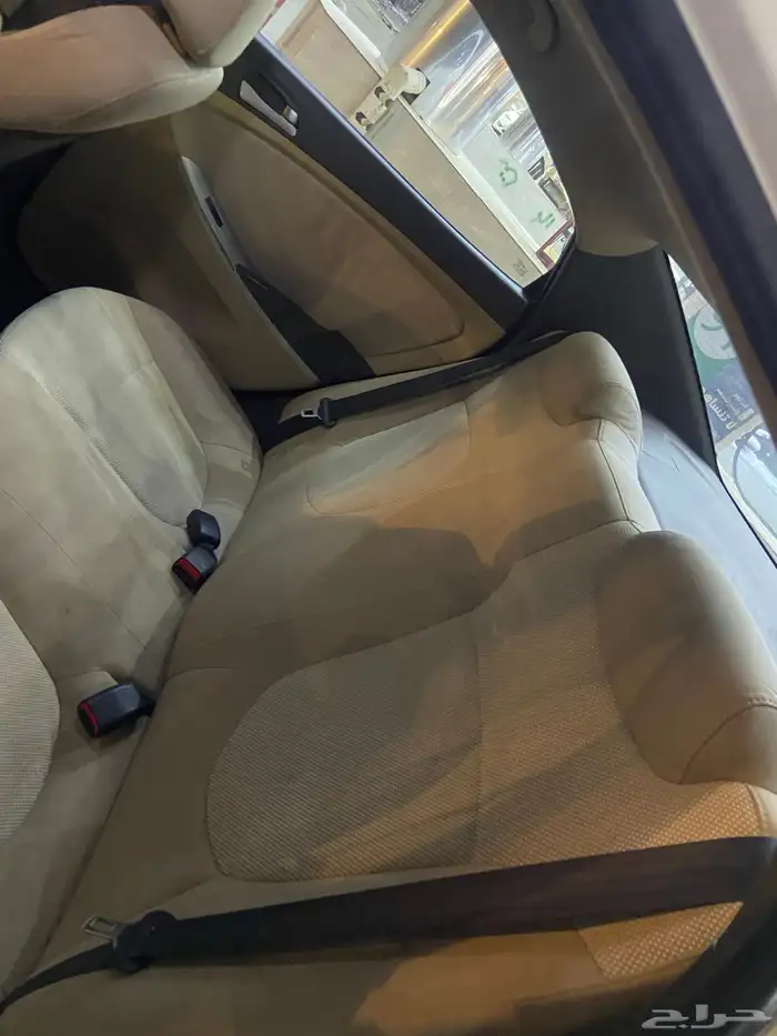 اكسنت 2015 ابيض للبيع 8