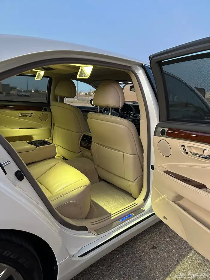 لكزس لارج سعوديه LS 9