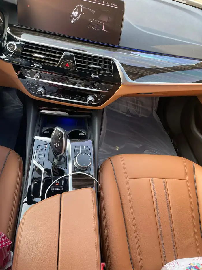 بي ام دبليو 10