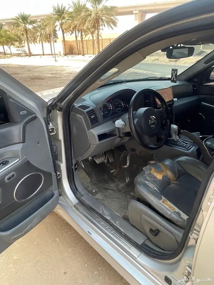 للبيع جيب شروكي 9