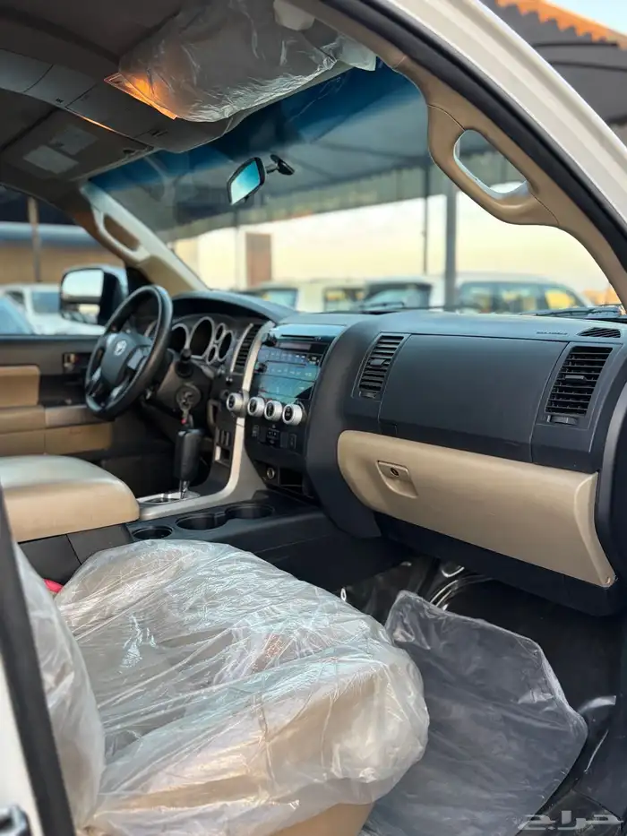 تويوتا سكويا 2015 14