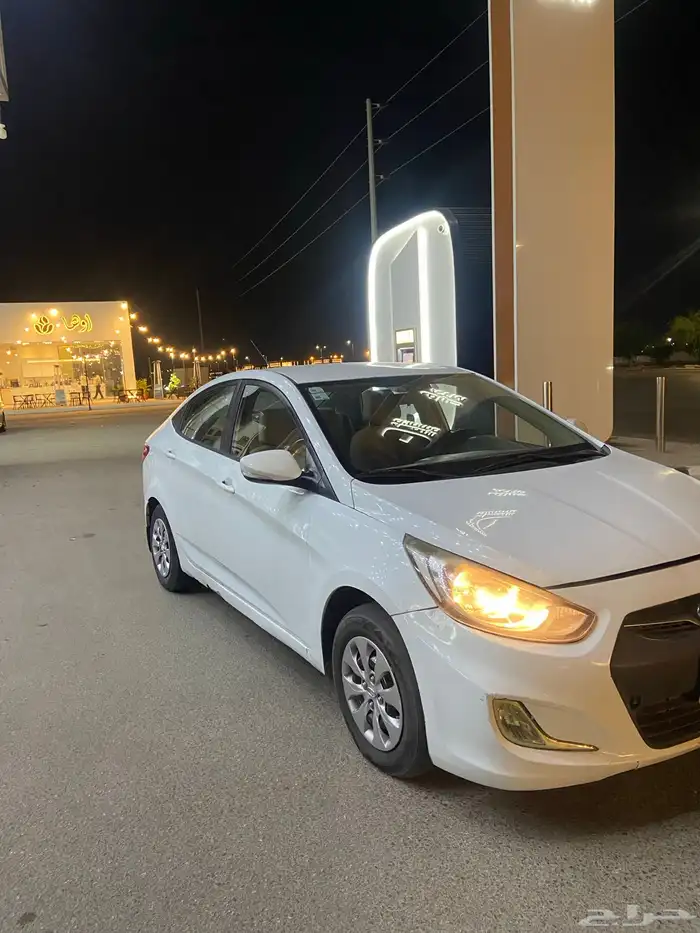 اكسنت 2015 ابيض للبيع 4