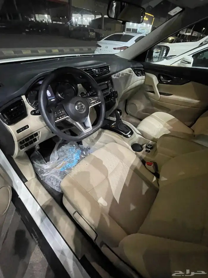 اكس تريل 2022 23